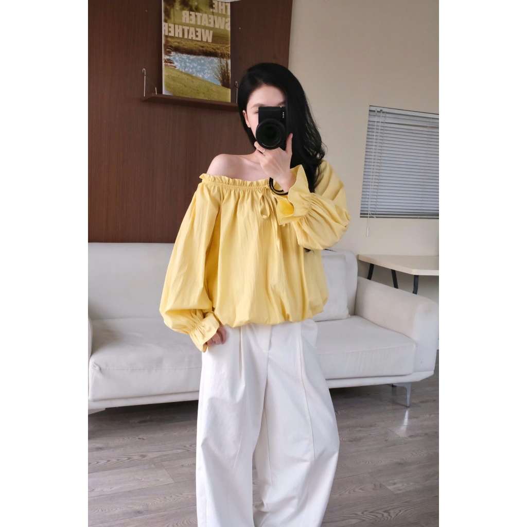 Off-Shoulder Ruched Top (TSW) Áo trễ vai thô phồng Nữ The.sweaterweather