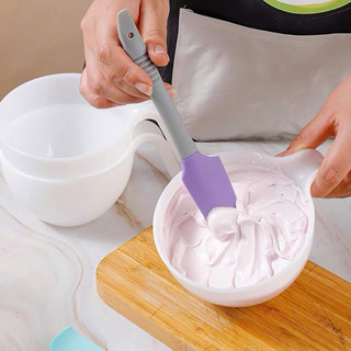 Phới trộn dẻo Spatula Breadleaf pha màu kem