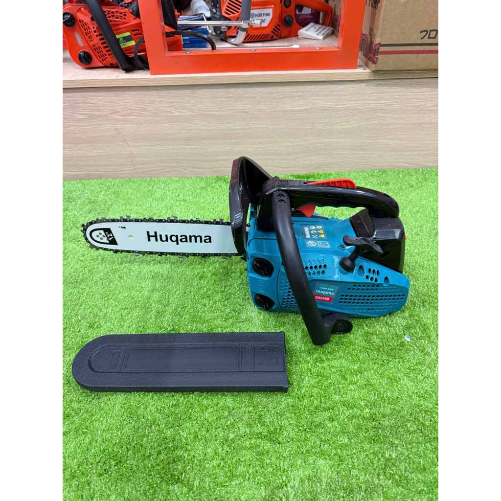 MÁY CƯA MINI HUQAMA 2500 - XĂNG PHA NHỚT 2 THÌ - LAM XÍCH ĐẦY ĐỦ - BẢO HÀNH 1 NĂM