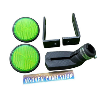 Cặp mắt mèo tặng thêm cao su chống nghiên pát công gắn bản số xe máy