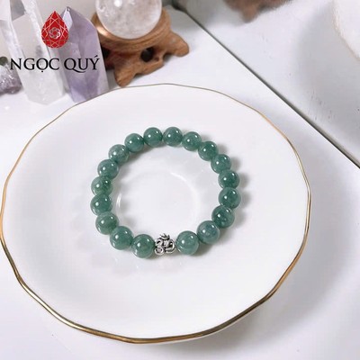 Vòng tay cẩm thạch - Vòng tay cẩm thạch lam ngọc phối charm chữ Om - Ngọc Quý