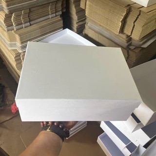 (KHÔNG BÁN) QUÀ TẶNG HỘP GIÀY