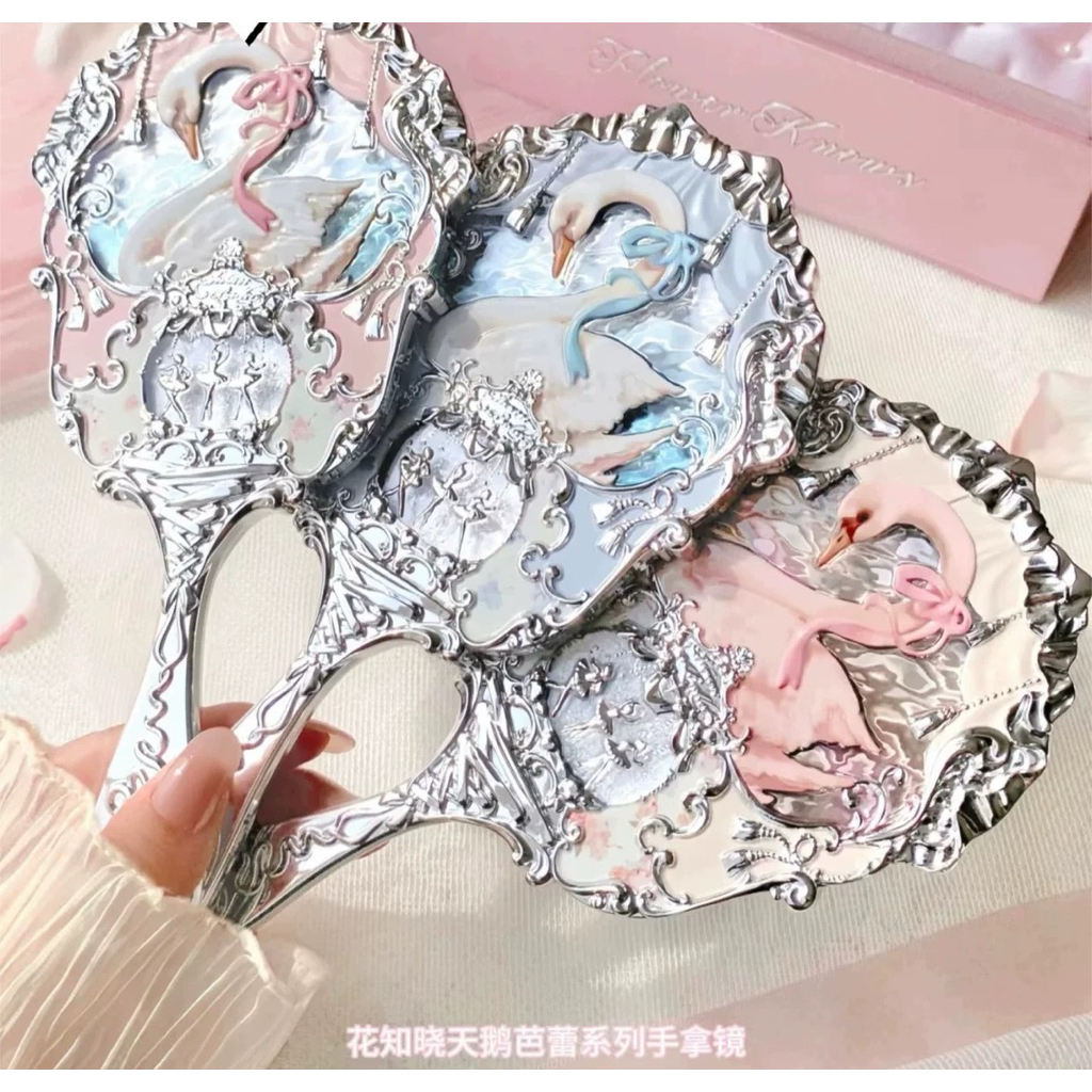 Gương Cầm Tay Thiên Nga Swan Be Flower Knows Chính Hãng