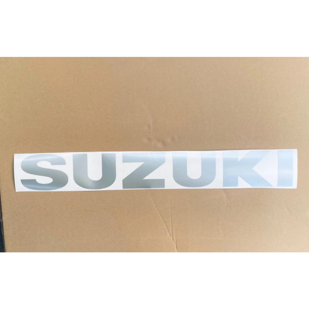 tem chữ Suzuki ( màu bạc) cho xe xanh đen cho xe suzuki 500kg/ suzuki 7 chỗ/ suzuki van /giá 1 cái
