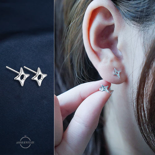 Bông tai bạc Ý S925 ngôi sao lấp lánh Asimi Little Constellation KT27 - đeo trên mẫu