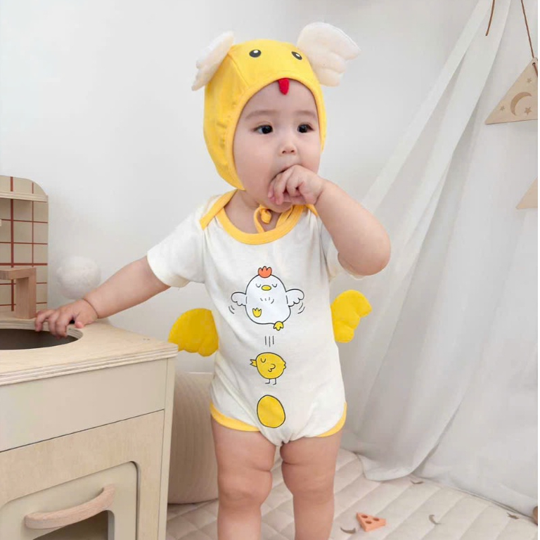 Body Áo liền quần kèm mũ họa tiết gà con có cánh cover ikii Hàn Quốc cho bé từ sơ sinh-14kg