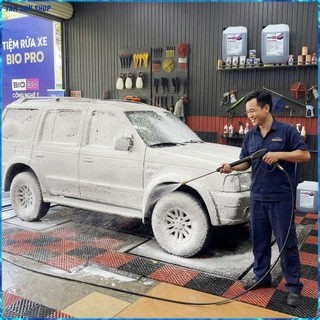 Nước rửa xe không chạm BIO 30 Ekokemika làm sạch ô tô, xe máy - chai 1 lít