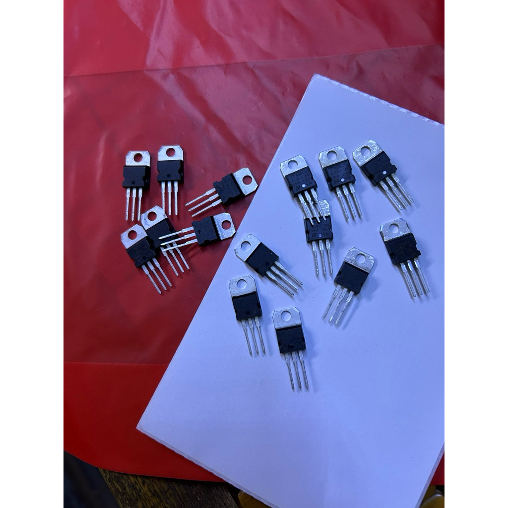Ic ổn áp : 7805 giá cho 10 chiếc