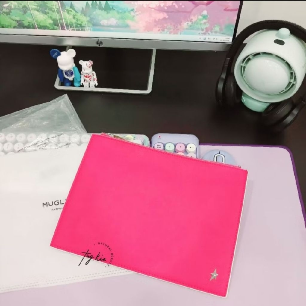 [ Gift Hãng ] Túi đựng mỹ phẩm Maiugler Angel Nova Pink Pouch