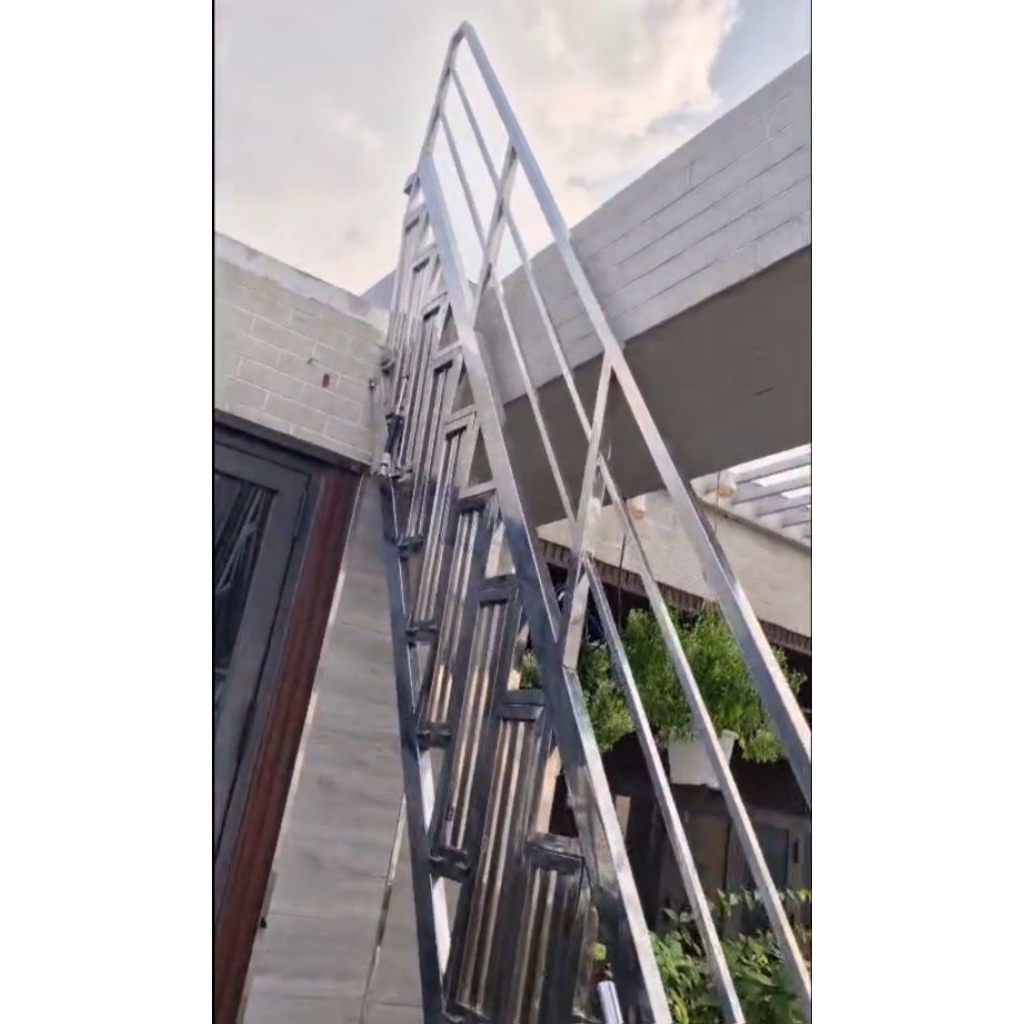 Cầu thang Xếp inox 304.Cầu thang Gấp Gọn.Thang inox 304.