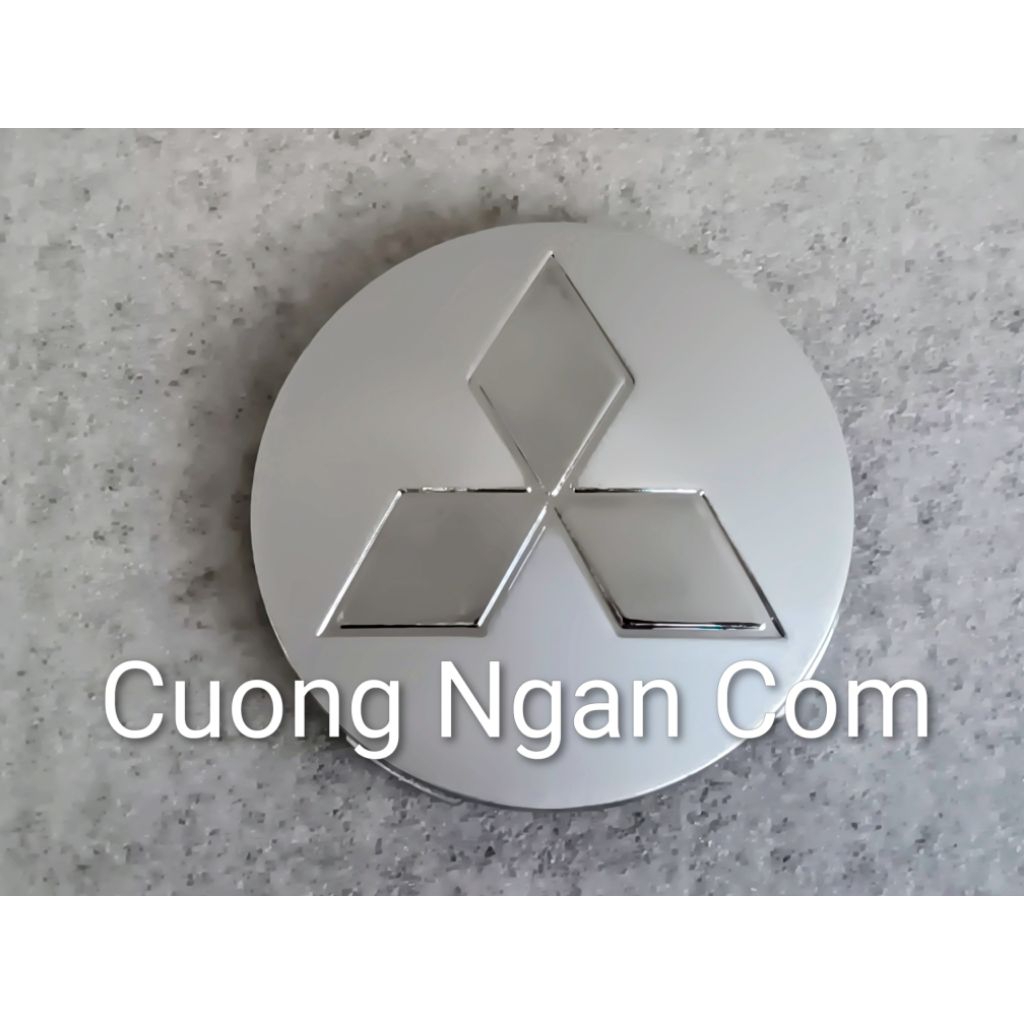 Nắp chụp trục bánh xe (Cap disc wheel center) Pajero V73 MR992254