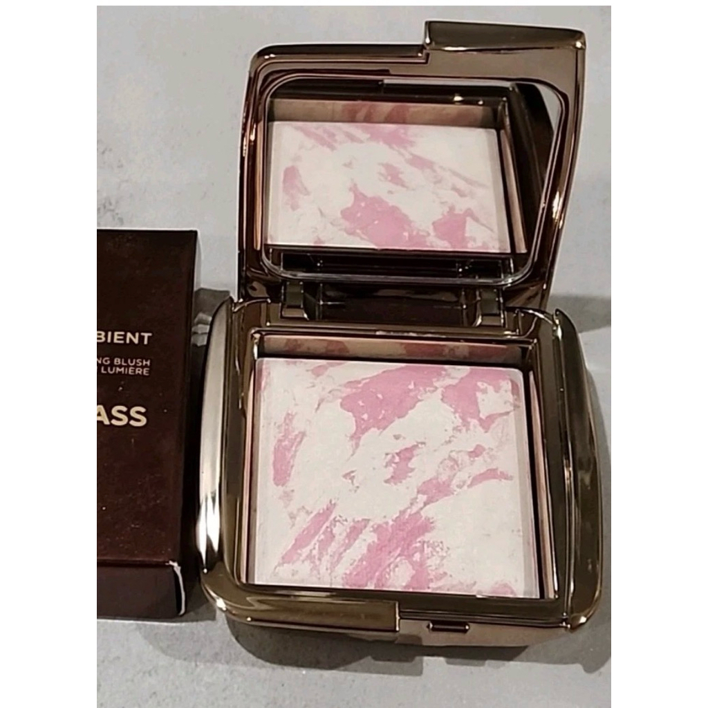 Má Hồng Khoáng -1100k- Hour Ethereal Glow fullsize 4.2gr