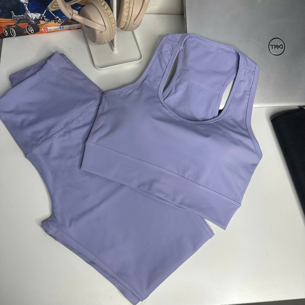 Tím pastel