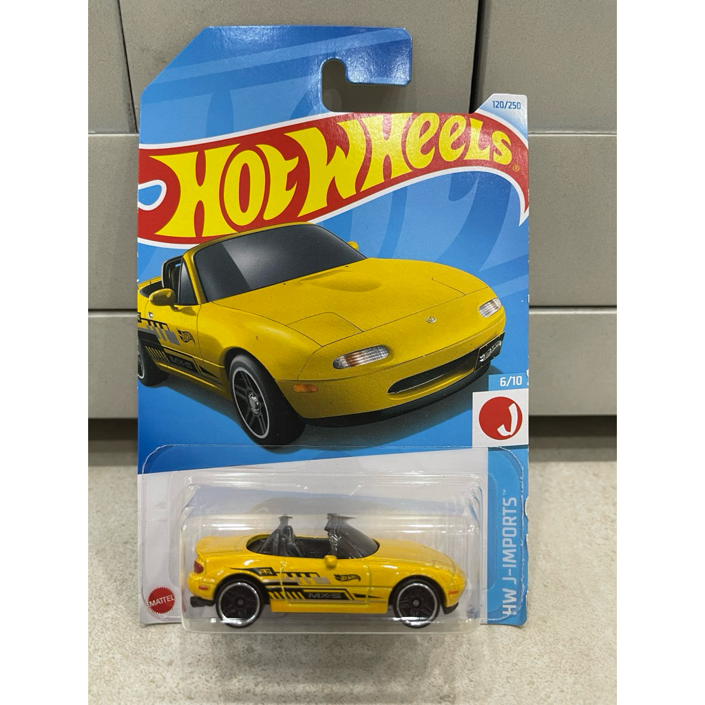 Xe mô hình đồ chơi cơ bản Hotwheels 1:64 - '91 Mazda MX-5 Miata