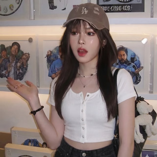 Áo Croptop Cổ Chữ U Chất Len Tăm Nữ Ôm Dáng Tay Ngắn Nút Bấm Thời Trang Cá Tính CR04 CinZy SG