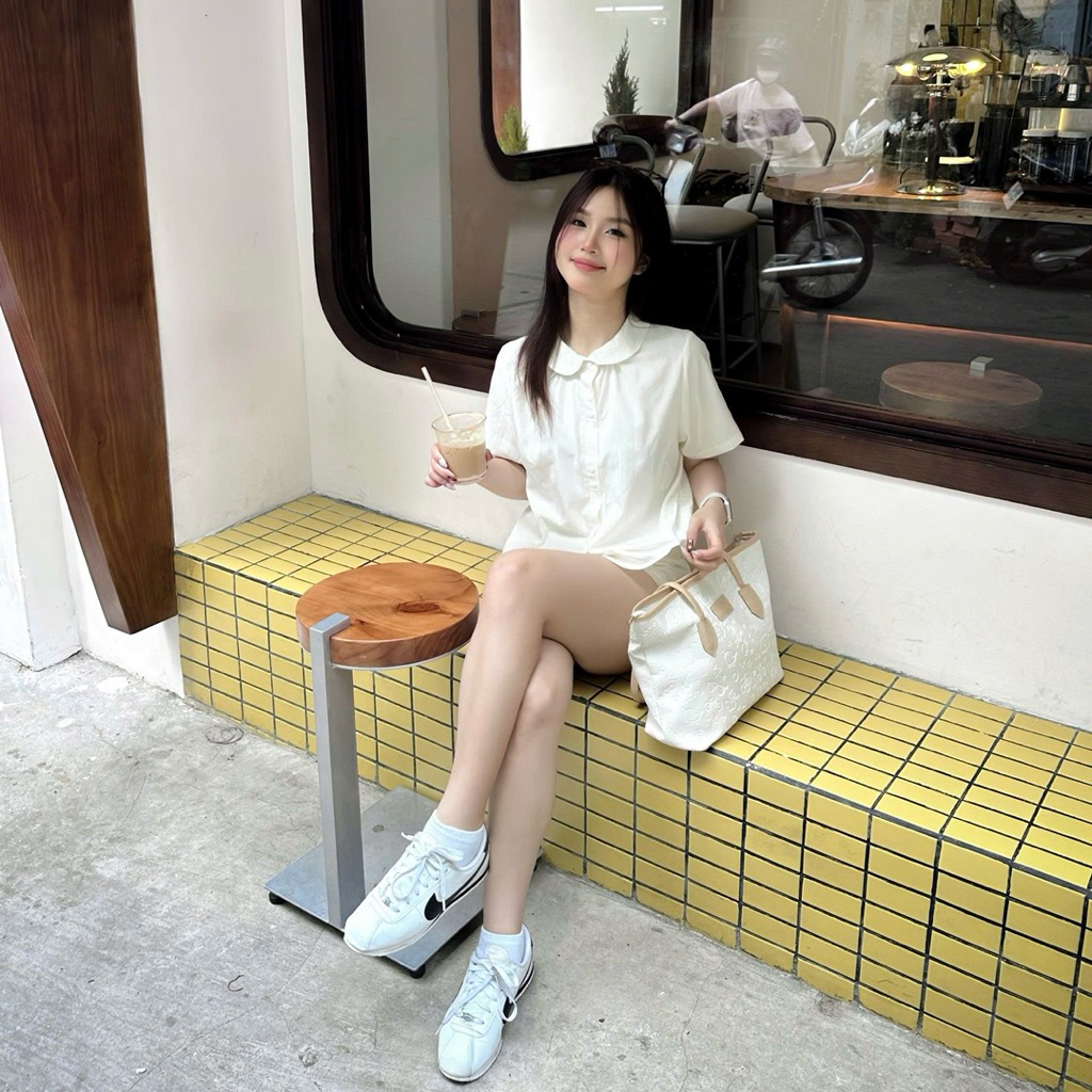 Áo Sơ Mi Cổ Sen Tay Ngắn Hana Style Hàn - Form Vừa Thanh Lịch - ToGoCloThing | BigBuy360 - bigbuy360.vn