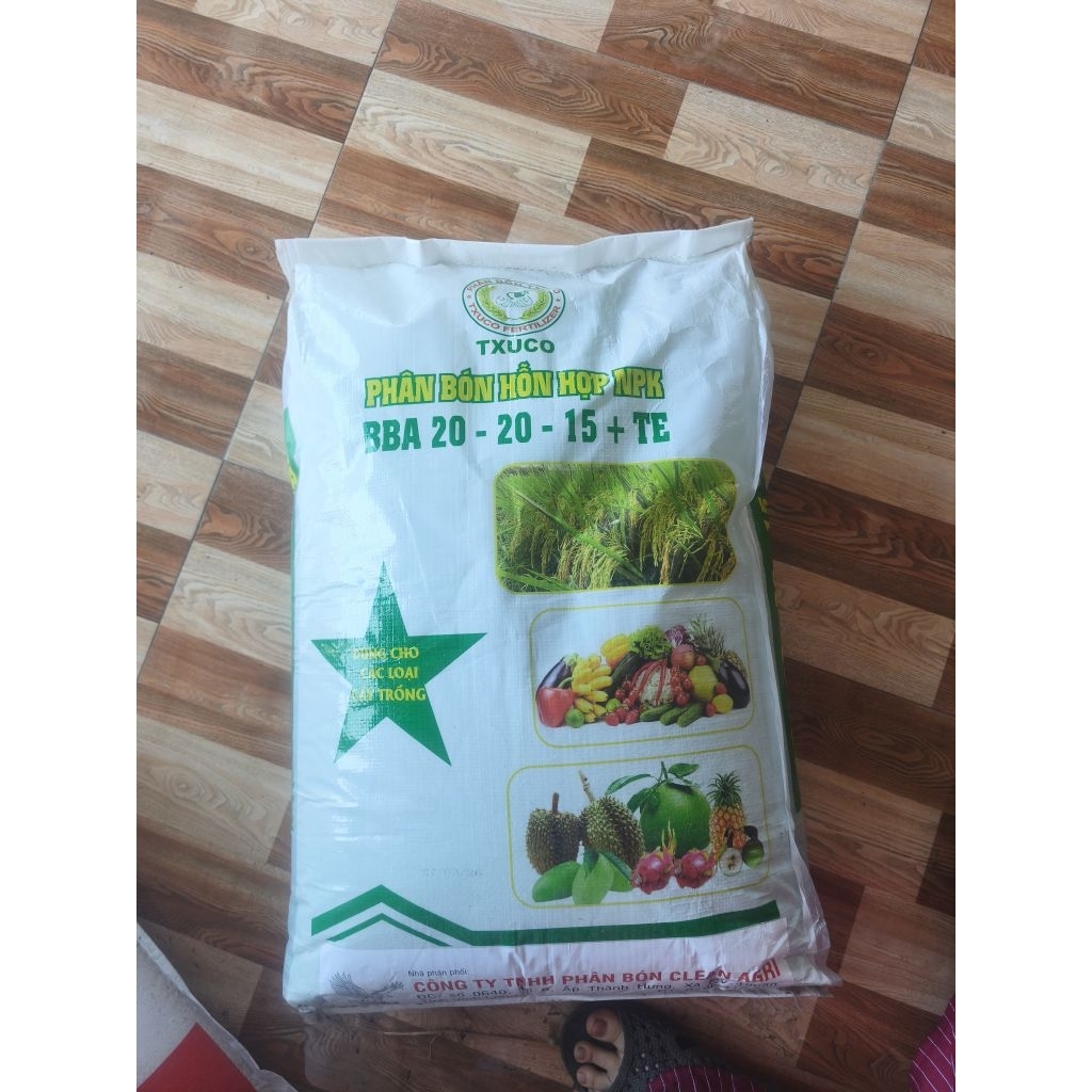 Phân bón NPK 20-20-15 TE 1 màu tan nhanh bao 25kg (hàng loại 1)