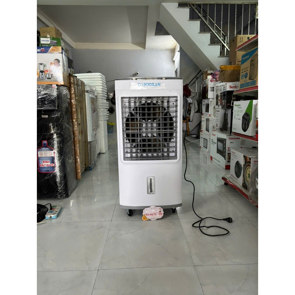 Quạt hơi nước Daikiosan DM102 công suất 110W, dung tích 40 lít, nút vặn, hàng chính hãng - Hàng trưn