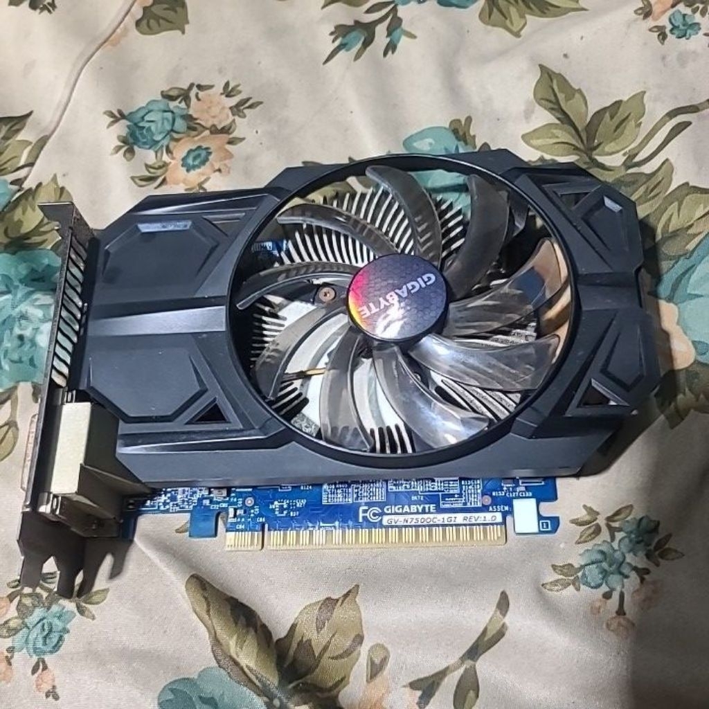 [ZIN] VGA Gigabyte GT 650OC & GTX 750Ti Sparkle - Chiến Mượt LOL, Valorant, GTA V