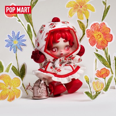 POP MART SKULLPANDA Amid Flowers Plush Doll Pendant