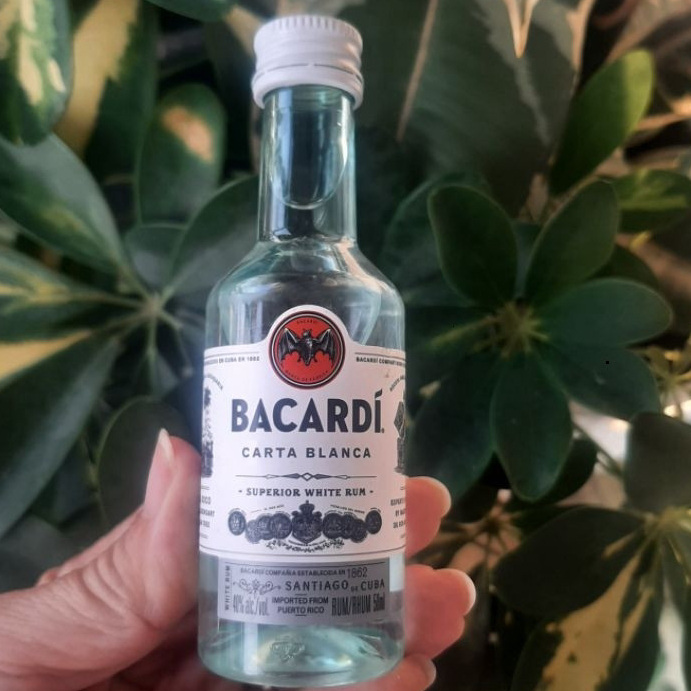 MINI BACARDI CARTA BLANCA - CHAI 50ML