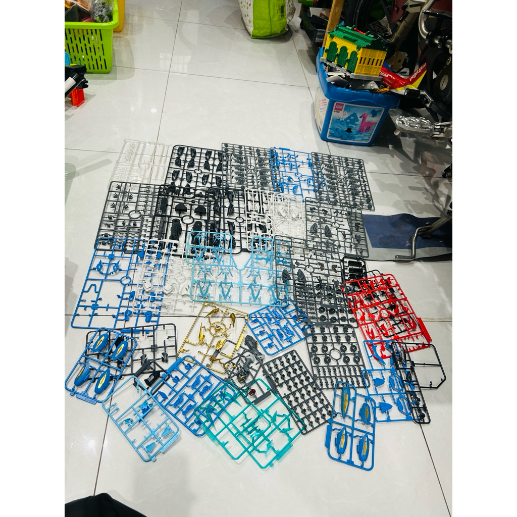 Đồ chơi lắp ráp Gundam Aobing Runner Part ( nguyên set như hình)
