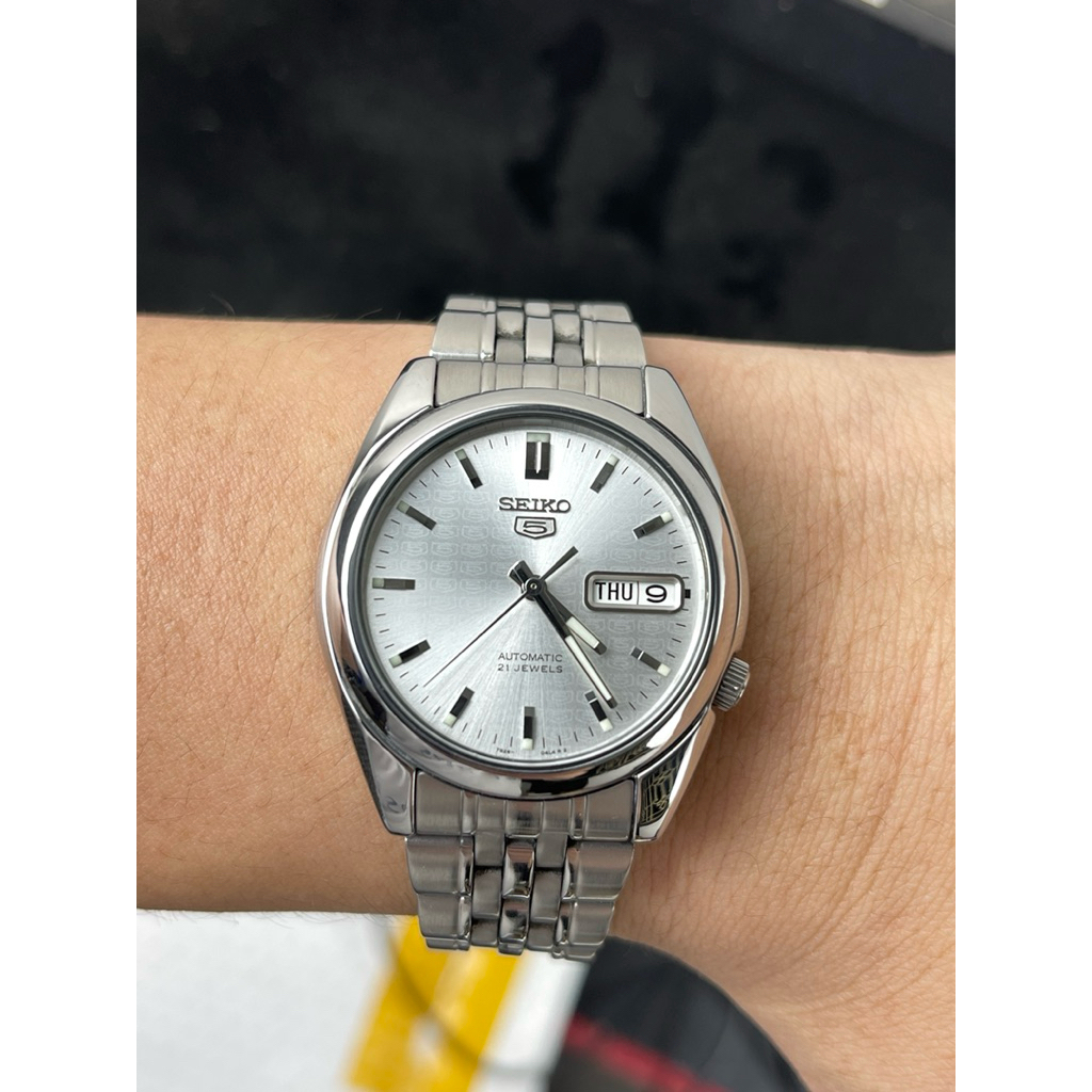 đồng hồ seiko 5 cơ tự động lộ máy