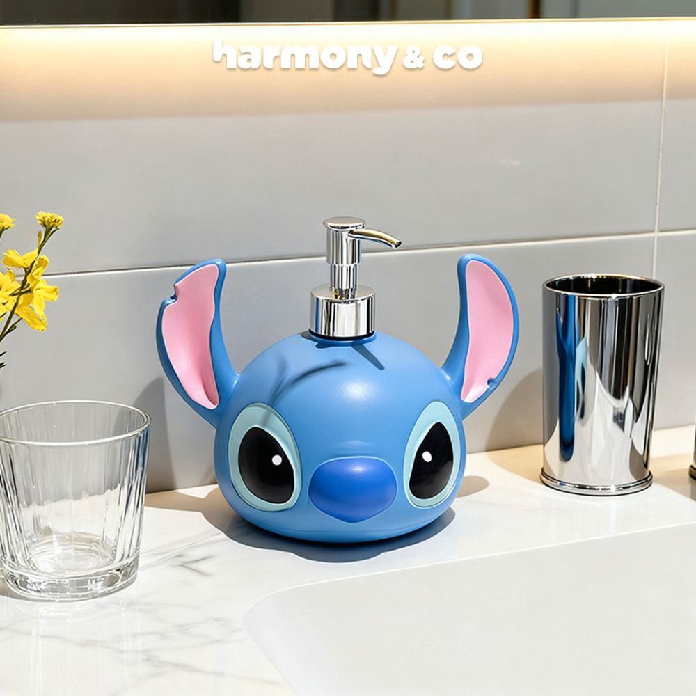 Harmony & Co Chai Đựng Xà Phòng Stitch Dễ Thương – Bình Rửa Tay Sữa Tắm Dầu Gội Decor Nhà Tắm