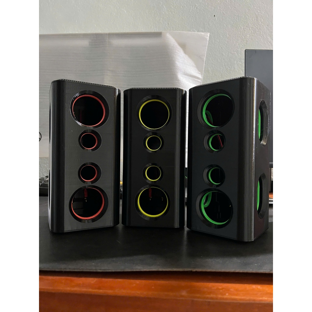 1 Box loa harman, Lắp được 2 cụm harman vào trong siêu đẹp,  chất.