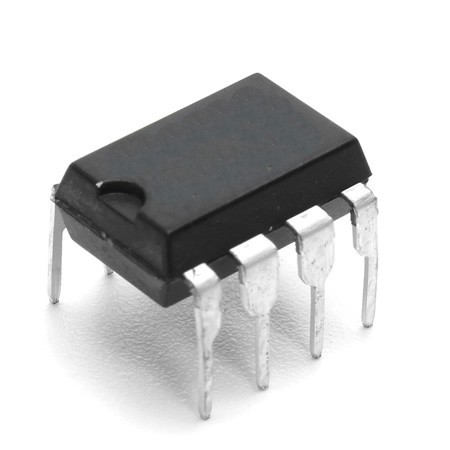 IC FA5511 DIP-8 (5511)