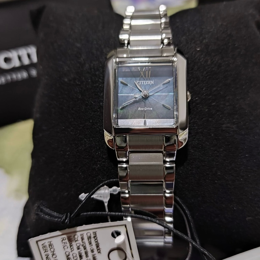 Đồng hồ nữ dây thép Citizen Eco Drive Bianca EW5551-56N