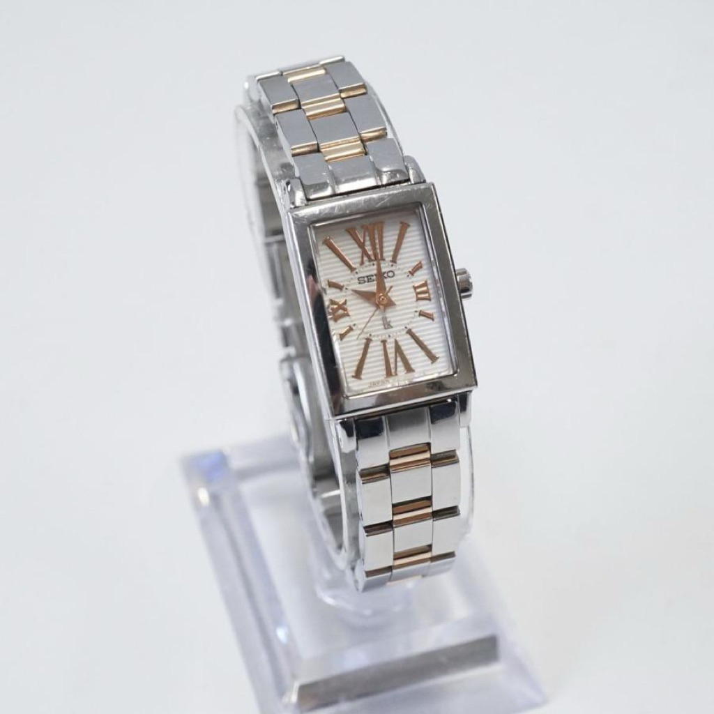 Đồng hồ tank nữ SEIKO IK CAO CẤP( NEW 95% )