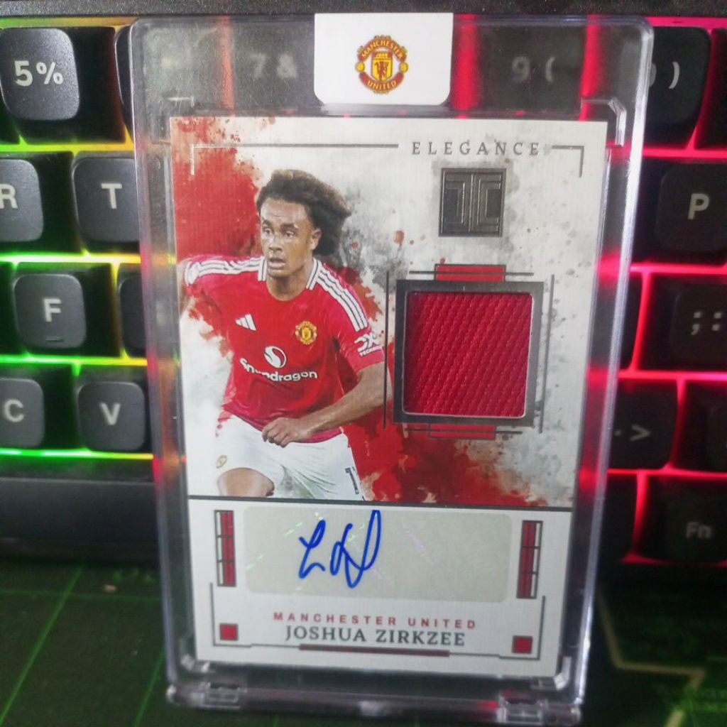 [Autograph][Tặng mag] Auto Patch Joshua Zirkzee /99 Elegance Manchester United Panini Premier League