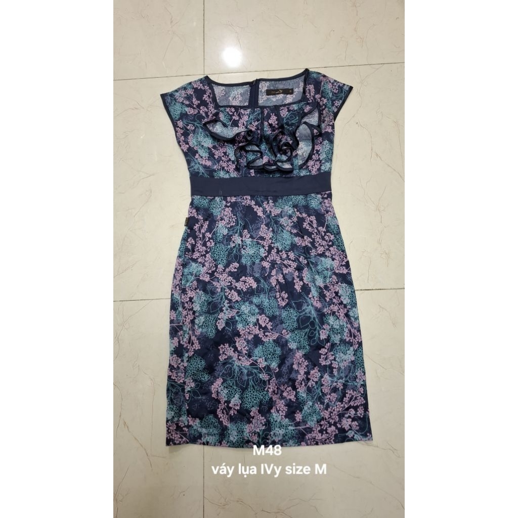 Váy thanh lý IVy size M
