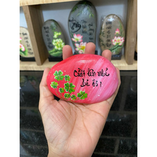 Tranh đá cuội Cười lên nhé bé ơi tặng kèm đế trưng bày