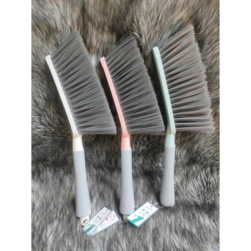 [ 1 cây ] Cọ phủi tóc Nhựa dài 36cm JIAYI1527 màu ngẫu nhiên