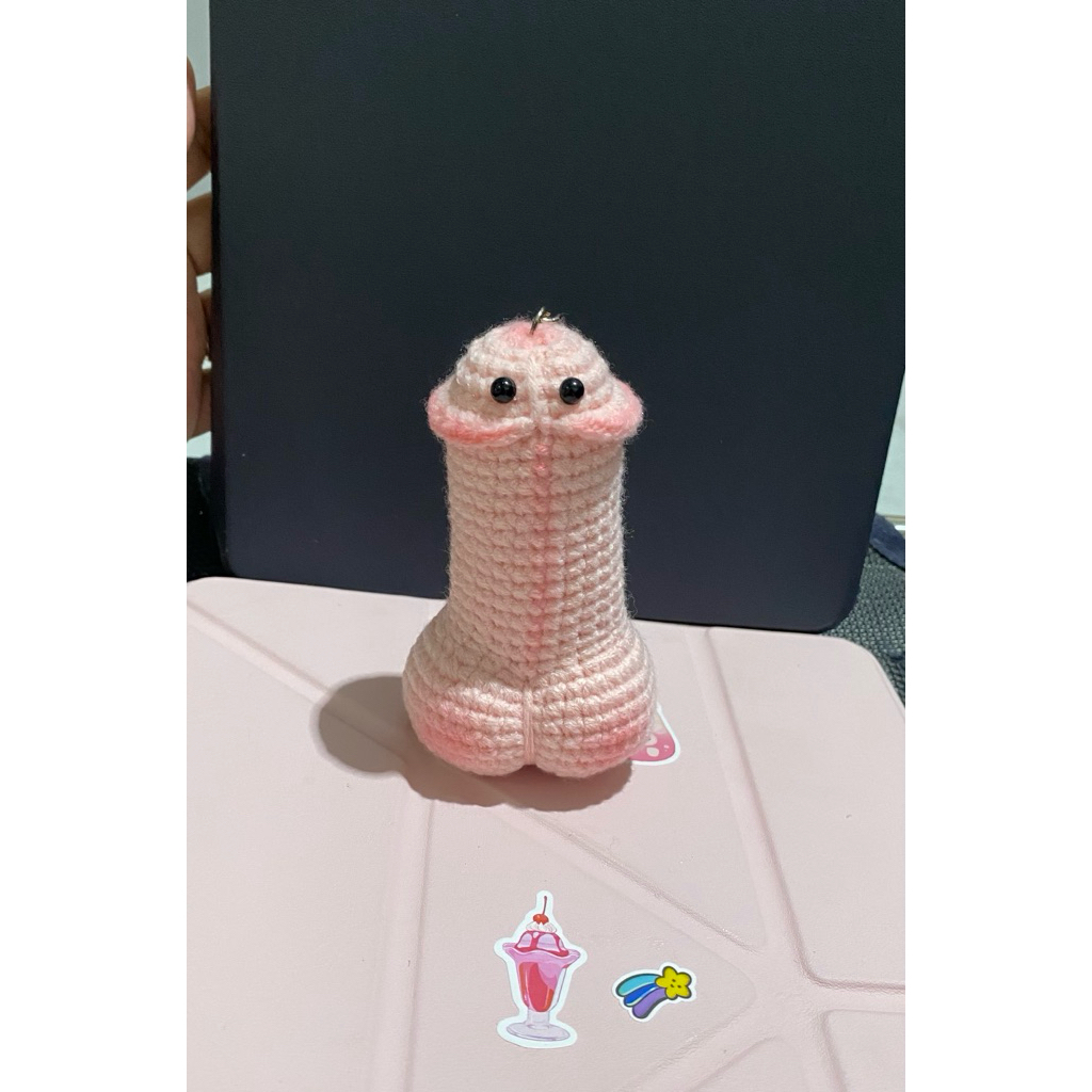 ✨ Móc khóa len móc handmade hình “bé ciu hồng” siêu cute