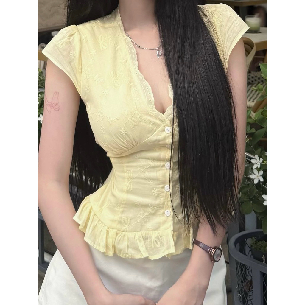 (NEW ARRIVAL) Áo ren tay hến cổ V chất thô boi thêu nơ có lót ERI TOP | BigBuy360 - bigbuy360.vn
