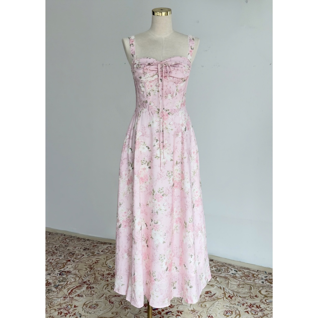 𝗖𝗹𝗼𝘁𝗵𝗲𝘀 𝗕𝗮𝗿 - Olivia Dress (Rosy Muse) | Váy midi tơ đũi hoa hồng pastel cổ bèo nhún thắt