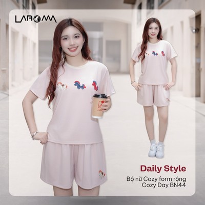 LAROMA Set Bộ Quần Áo Nữ Xuân Thu Áo Thun, Quần Cộc Short Sooc Đùi | Vải Cotton Mềm, Thoáng Mát