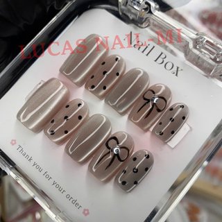 SP005 Nail Box Thiết Kế Mắt Mèo Nâu Mocha Vẽ Nơ Đen Chấm Bi Hàn Quốc ✨ Móng Giả Thủ Công Sang Chảnh
