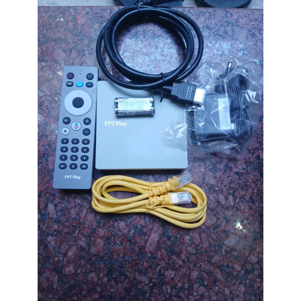 BOX FPT P650 HÀNG QUA SD ĐẸP