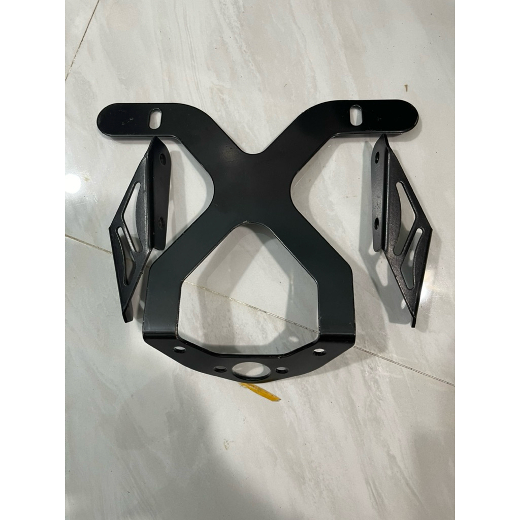 Giá bắt biển+Kính chắn gió Xe X5 chính hãng Yadea