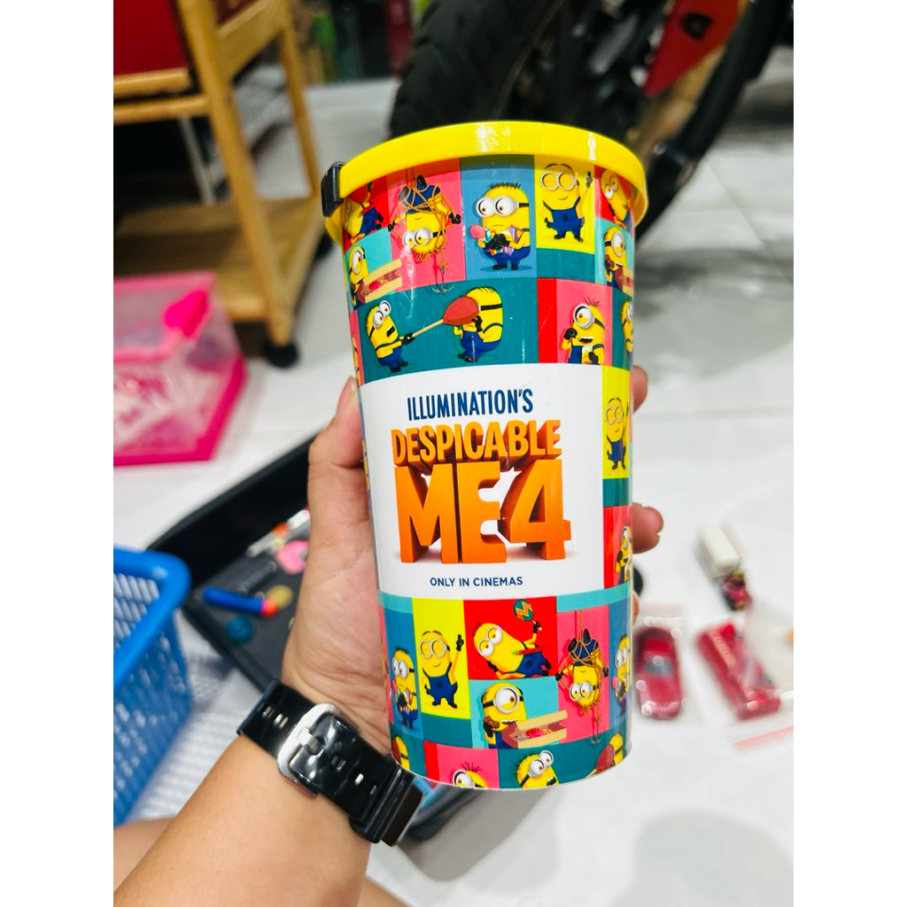 Ly nước Cinema Minion Illumination's Despicable Me 4 2024