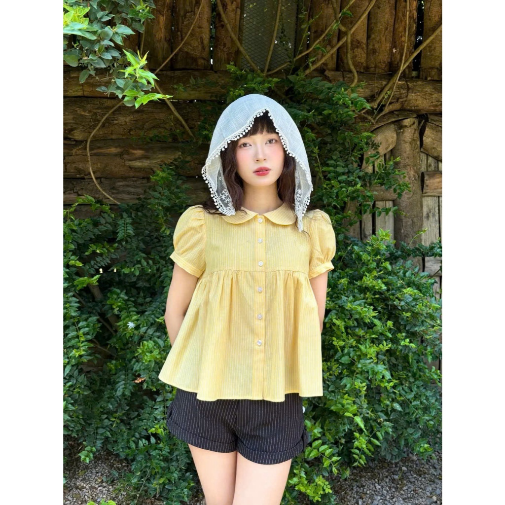 Áo Blouse Babydoll Kẻ Sọc Phối Cổ Sen Jaune Hi – Phong Cách Vintage Nhẹ Nhàng