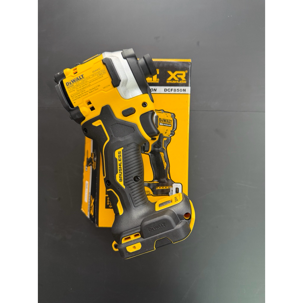 Dewalt DCF850 mới 100% bh chính hãng