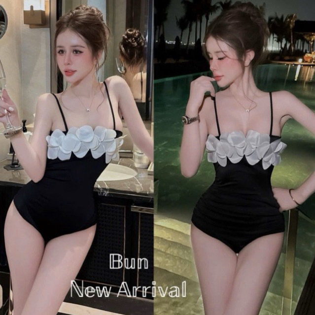 Áo liền thân mặc đi biển đính hoa ngực