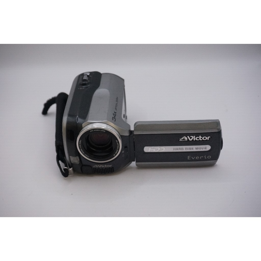 Máy Quay Victor (JVC) Everio GZ-MG130 – Ổ Cứng 30GB, Zoom Quang 34x, Chất Màu Hoài Cổ Y2K