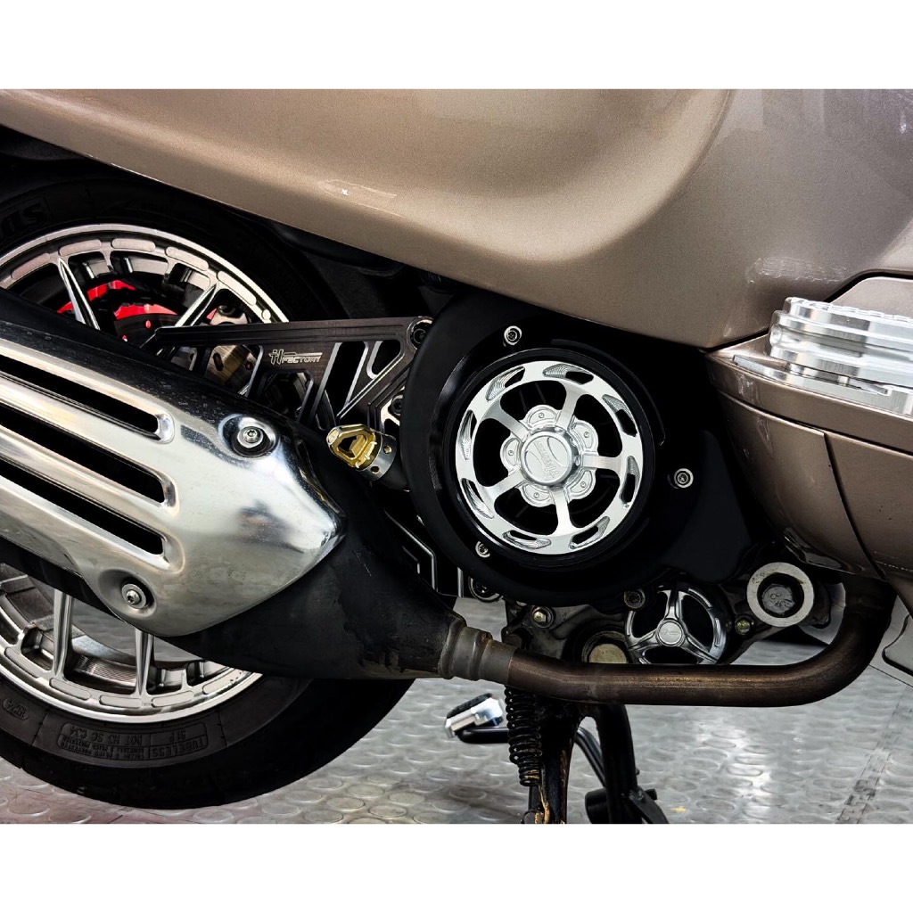 ỐP QUẠT GIÓ XOAY V2 HT FACTORY DÀNH CHO VESPA