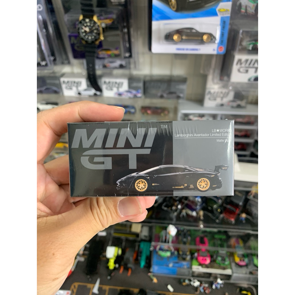 JuJutoys - Mini GT Lamborghini Aventador Limited Edition tỉ lệ 1:64